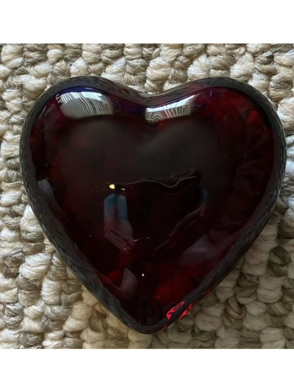 Red Glass Heart Paperweight/Decorative Art 3
